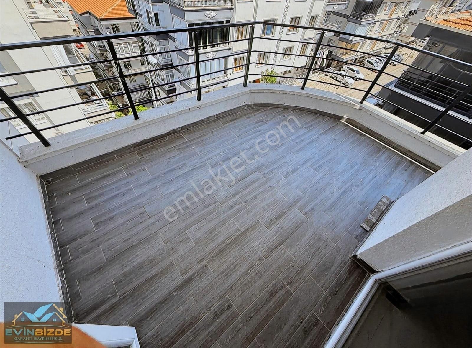 Keçiörende Cadde Üstünde Site İçinde 4+1 Giyinme Odalı Daire - Görsel 6
