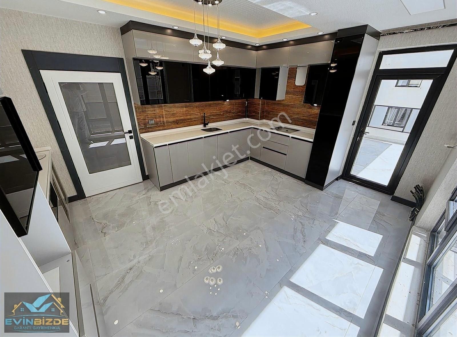 Evin Bizde Garantiden Kalite Konfor Arayanlar İçin İdail Daire - Görsel 3