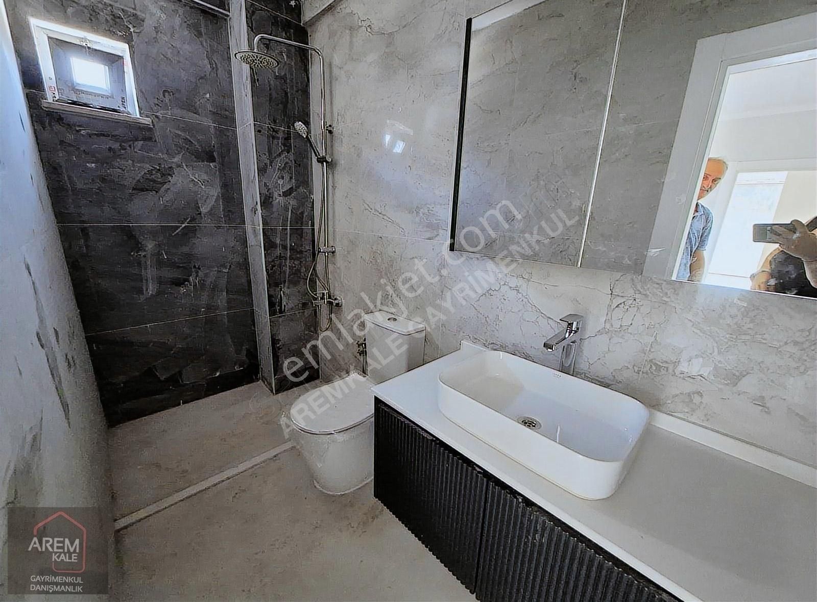 Çanakkale Güzelyalı'da Doğayla İçiçe 3+1 Müstakil Havuzlu Villa - Görsel 18