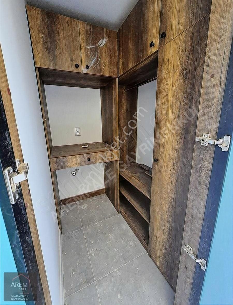 Çanakkale Güzelyalı'da Doğayla İçiçe 3+1 Müstakil Havuzlu Villa - Görsel 11