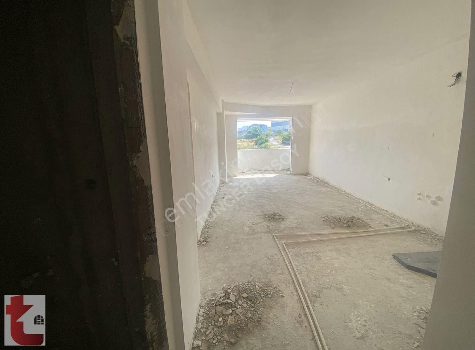 Bandırma Ayyıldız Mahallesinde Satılık 1+1 Daire