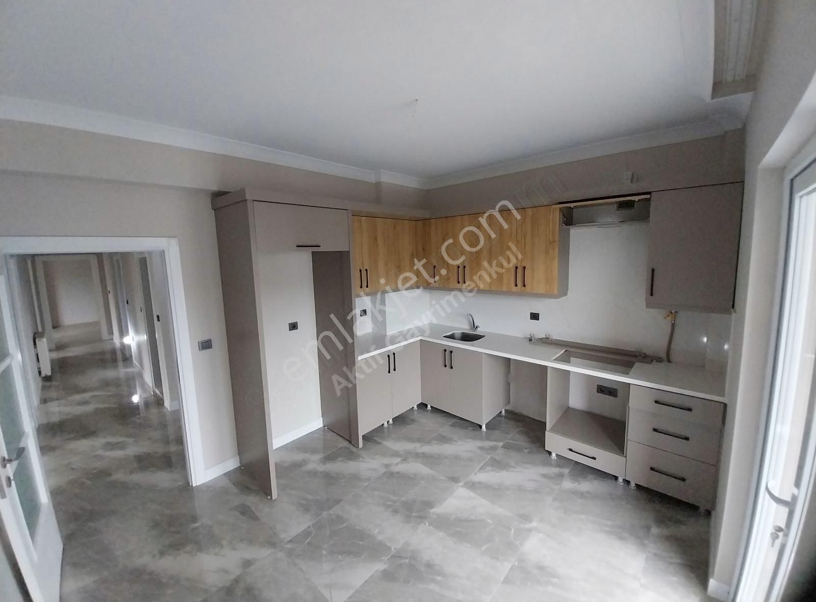 Karşıyakada Sıfır, Kapalı Otoparklı Lüks 3+1 Daire - Görsel 7