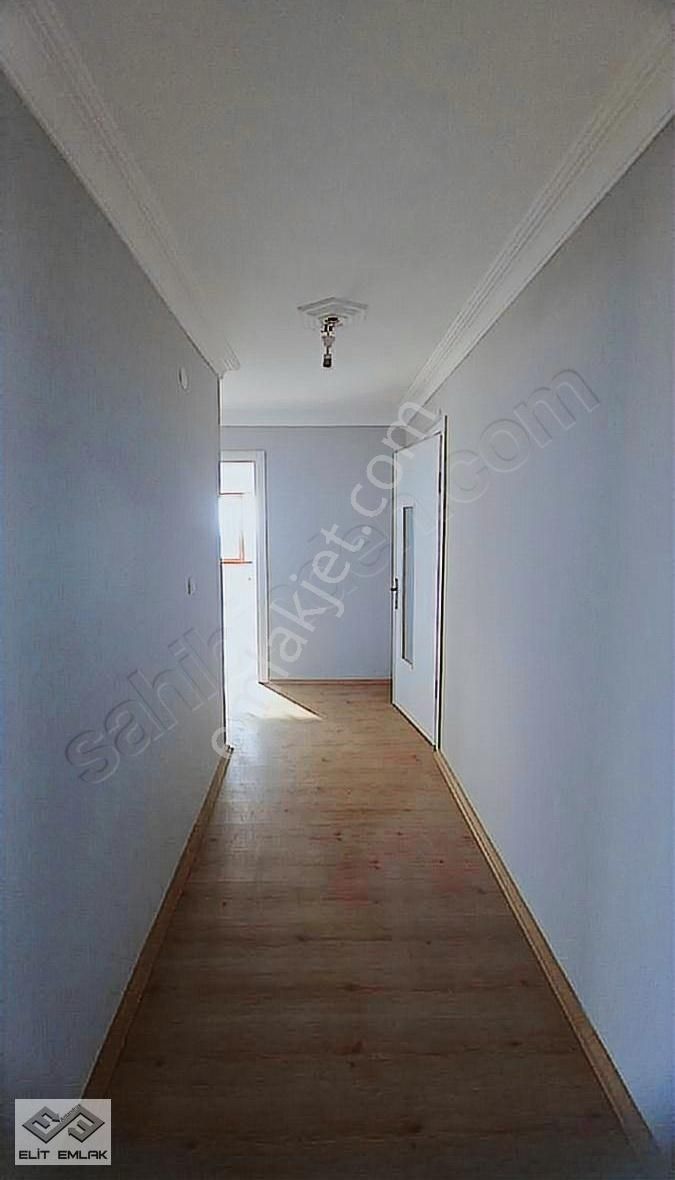 Altınoluk'ta Satılık 5+1 Muhteşem Manzaralı Daire - Görsel 25