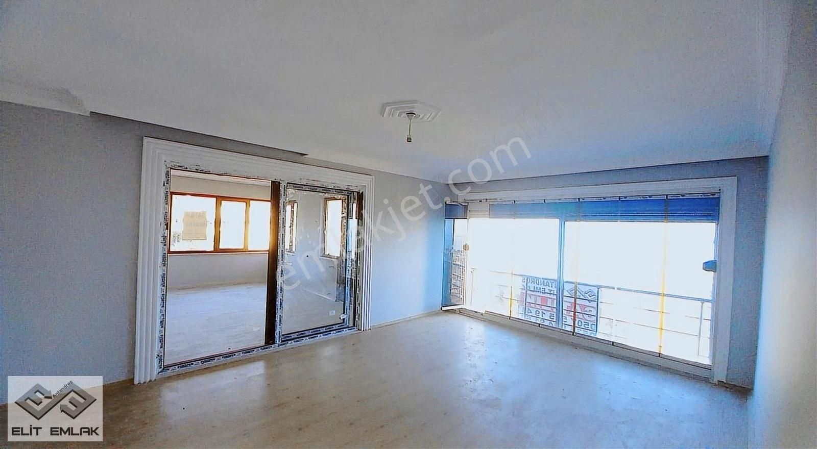 Altınoluk'ta Satılık 5+1 Muhteşem Manzaralı Daire - Görsel 5
