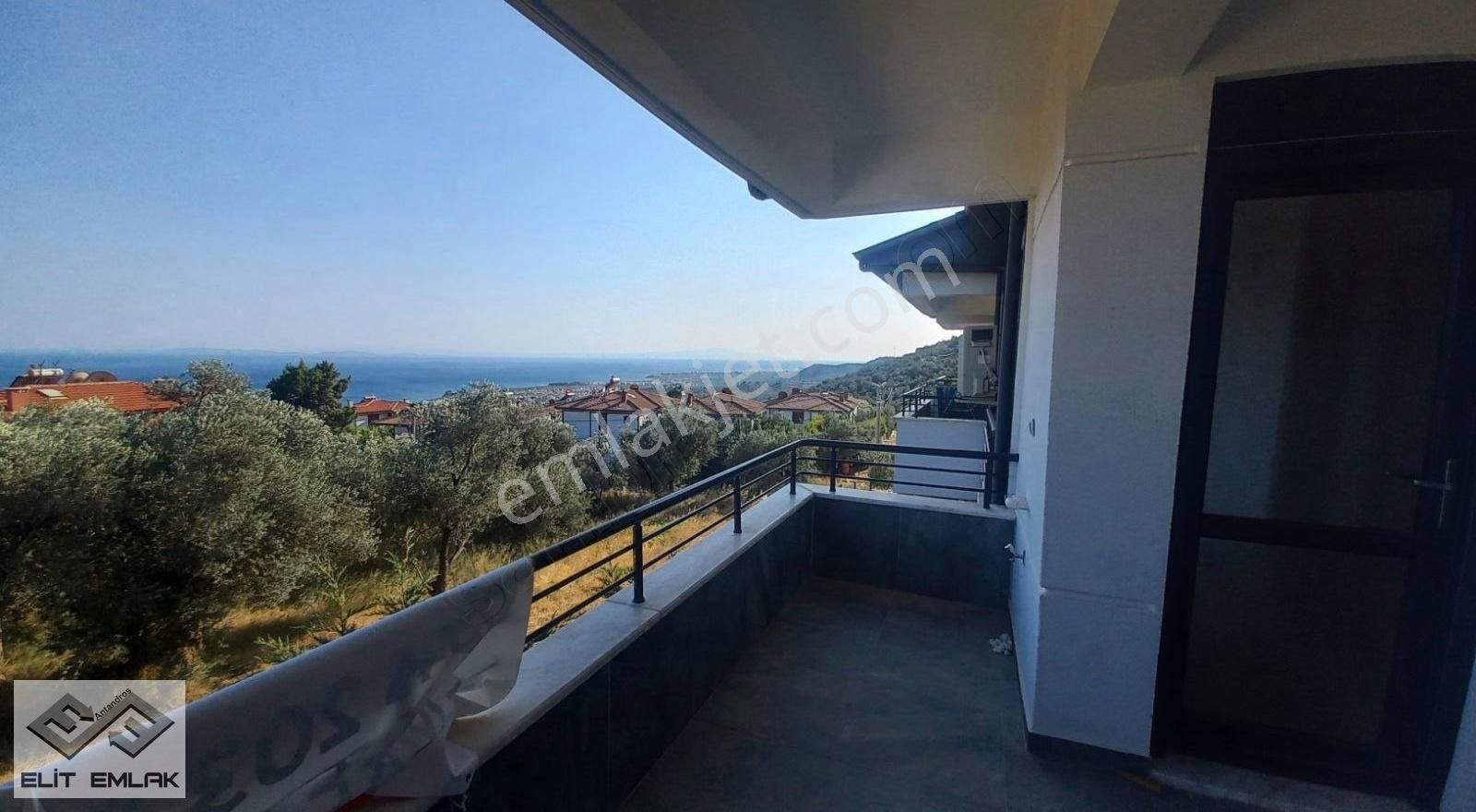 Altınoluk'ta Nezih Sitede Satılık Muhteşem Deniz Manzaralı Daire - Görsel 4