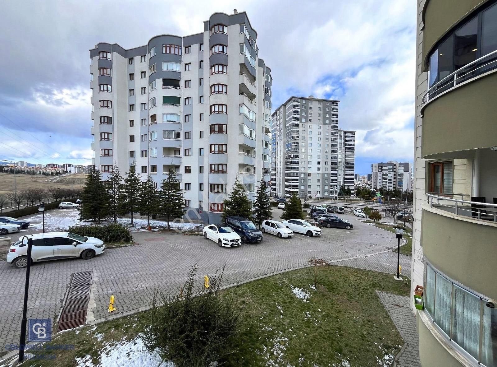 Ata Mah. Site İçerısınde Masrafsız Yapılı 3+1 Daıre