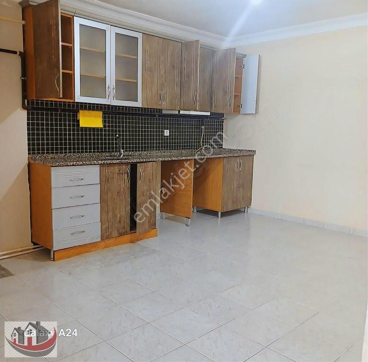 Güneyden Metroya 9 Dakika Yürüme 1+1 65 M2 Daire
