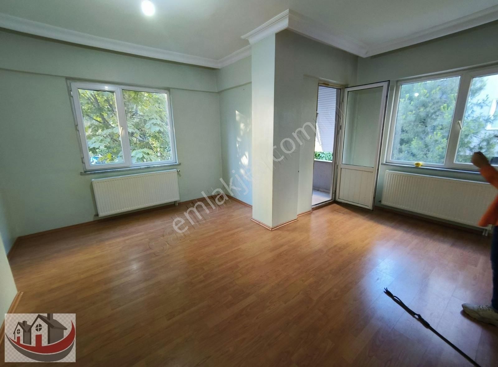 Güneyden Palmiye Sitesinde 3+1.120 M2 2 Ci Kat Daire