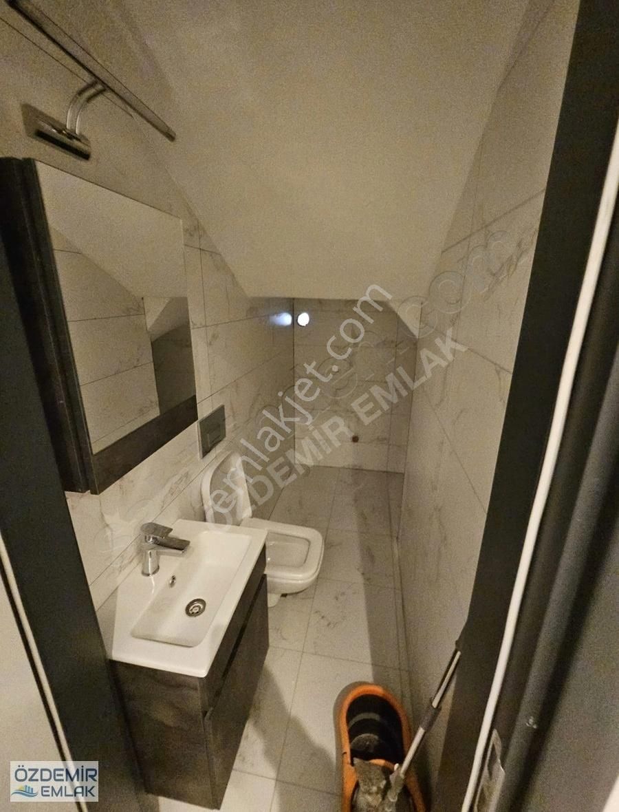 Özdemir Emlaktan Merkezde Satılık Geniş Ferah 4+1 Villalar - Görsel 11