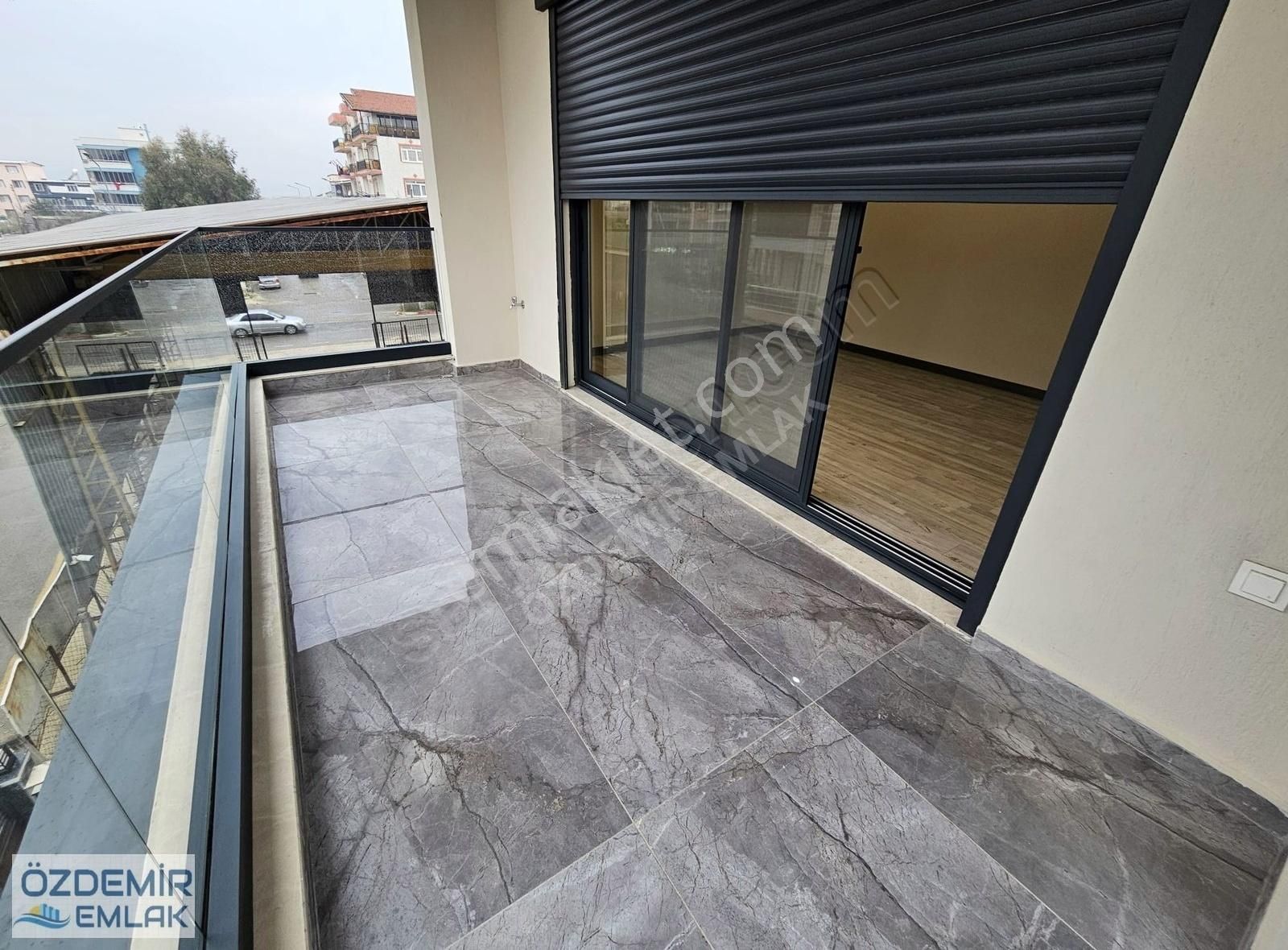 Özdemir Emlaktan Merkezde Satılık Geniş Ferah 4+1 Villalar - Görsel 7