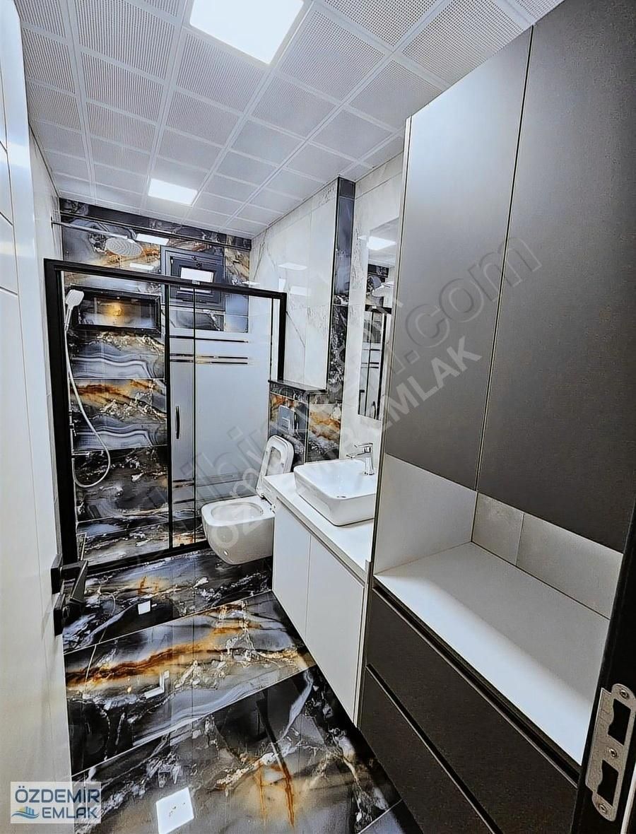 Özdemir Emlaktan Merkezde Satılık Geniş Ferah 4+1 Villalar - Görsel 13