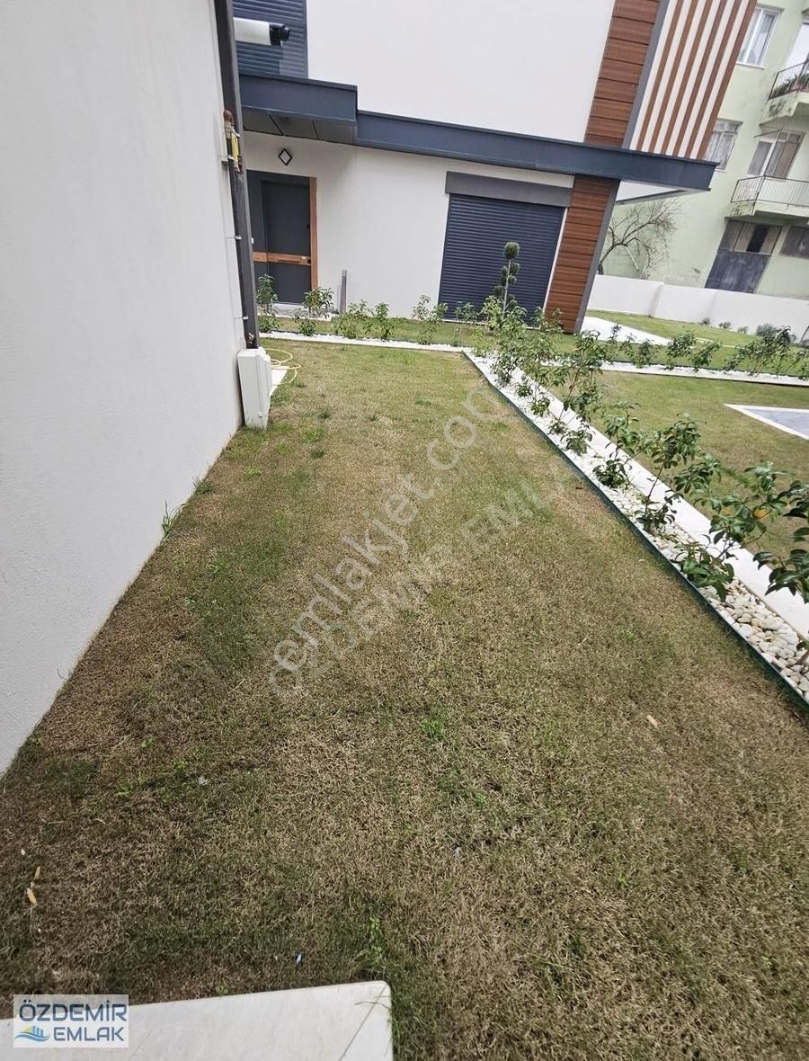 Özdemir Emlaktan Merkezde Satılık Geniş Ferah 4+1 Villalar - Görsel 12