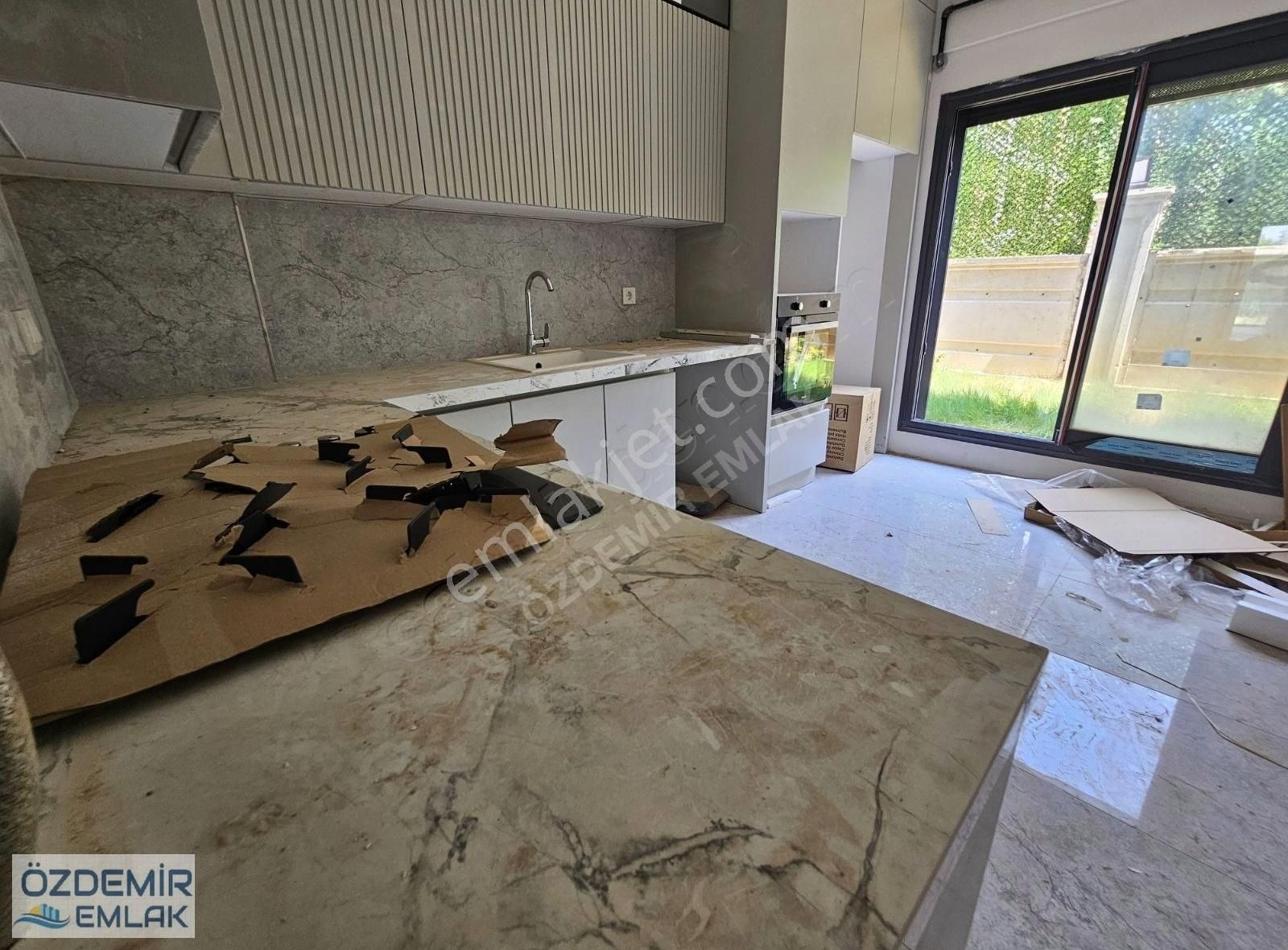 Özdemir Emlaktan Uygun Fiyata Satılık Sıfır 4+1 Villalar - Görsel 1