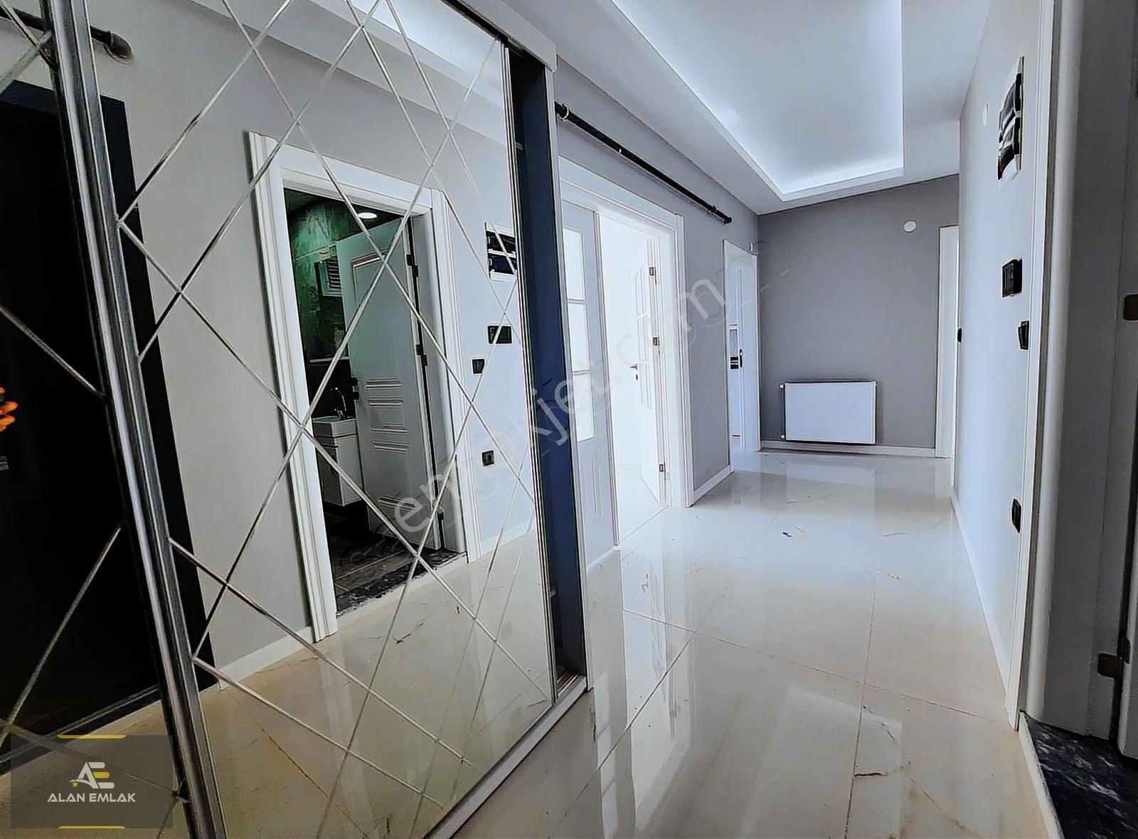 Alan Emlak; Ara Kat, Mutfak Ayrı, A Plus 2+1 Kiralık Daire