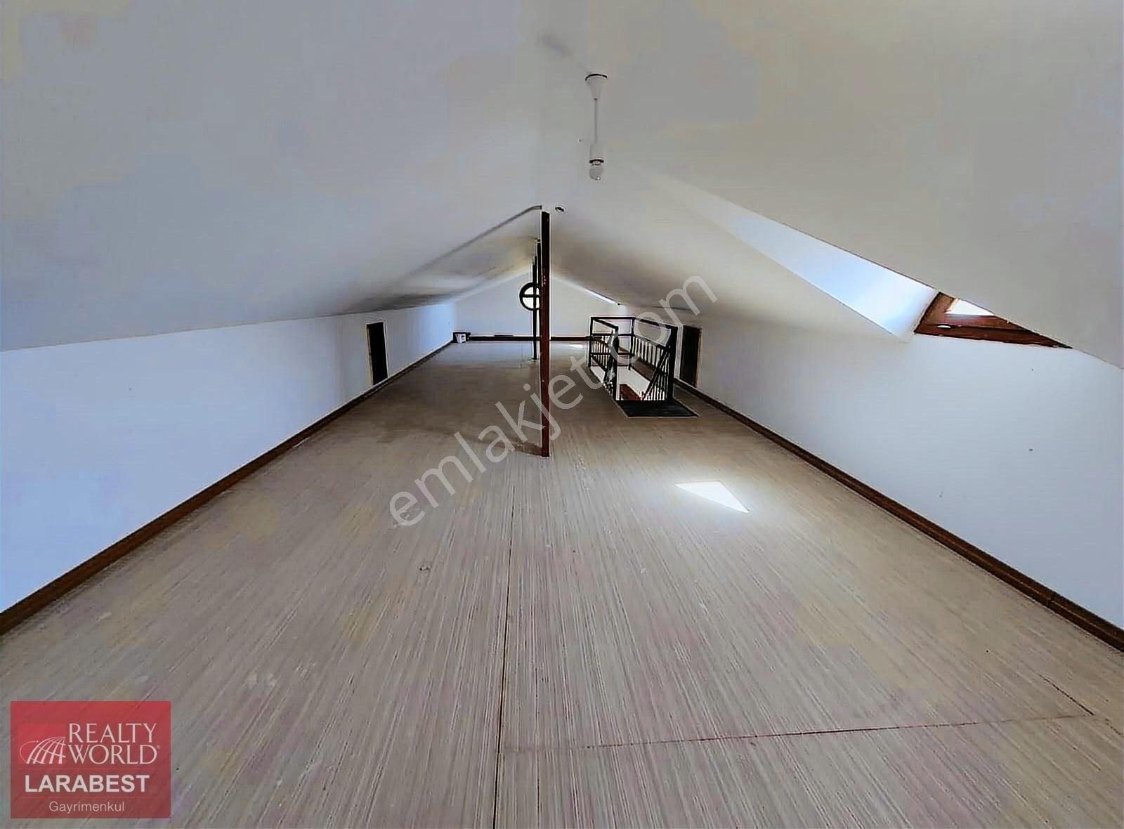 Duacı'da Muhteşem Konumda Satılık Villa - Görsel 9