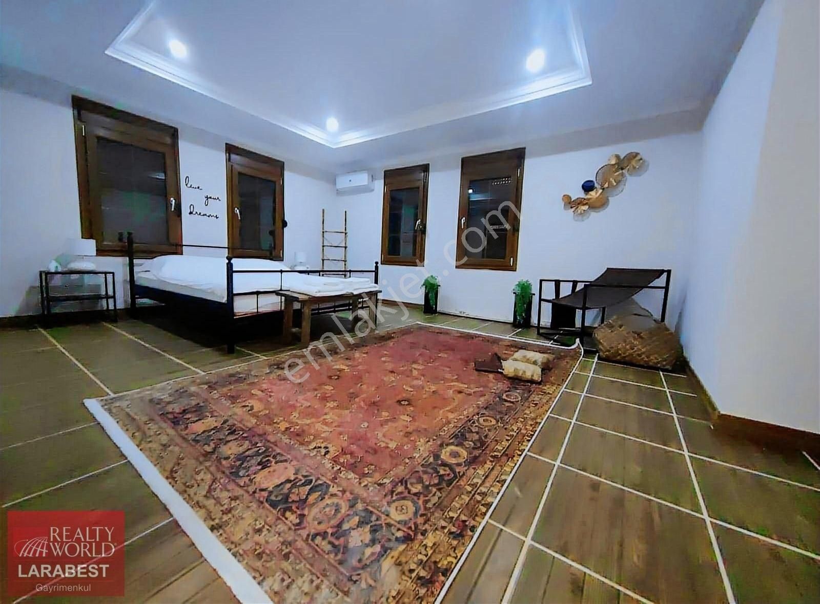 Duacı'da Muhteşem Konumda Satılık Villa - Görsel 21