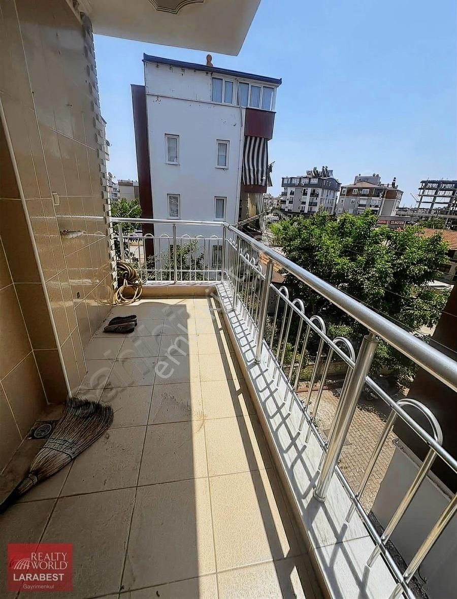 Rw Yeniemek Mh. 2+1 Arakat Amerikan Mutfaklı Geniş Daire