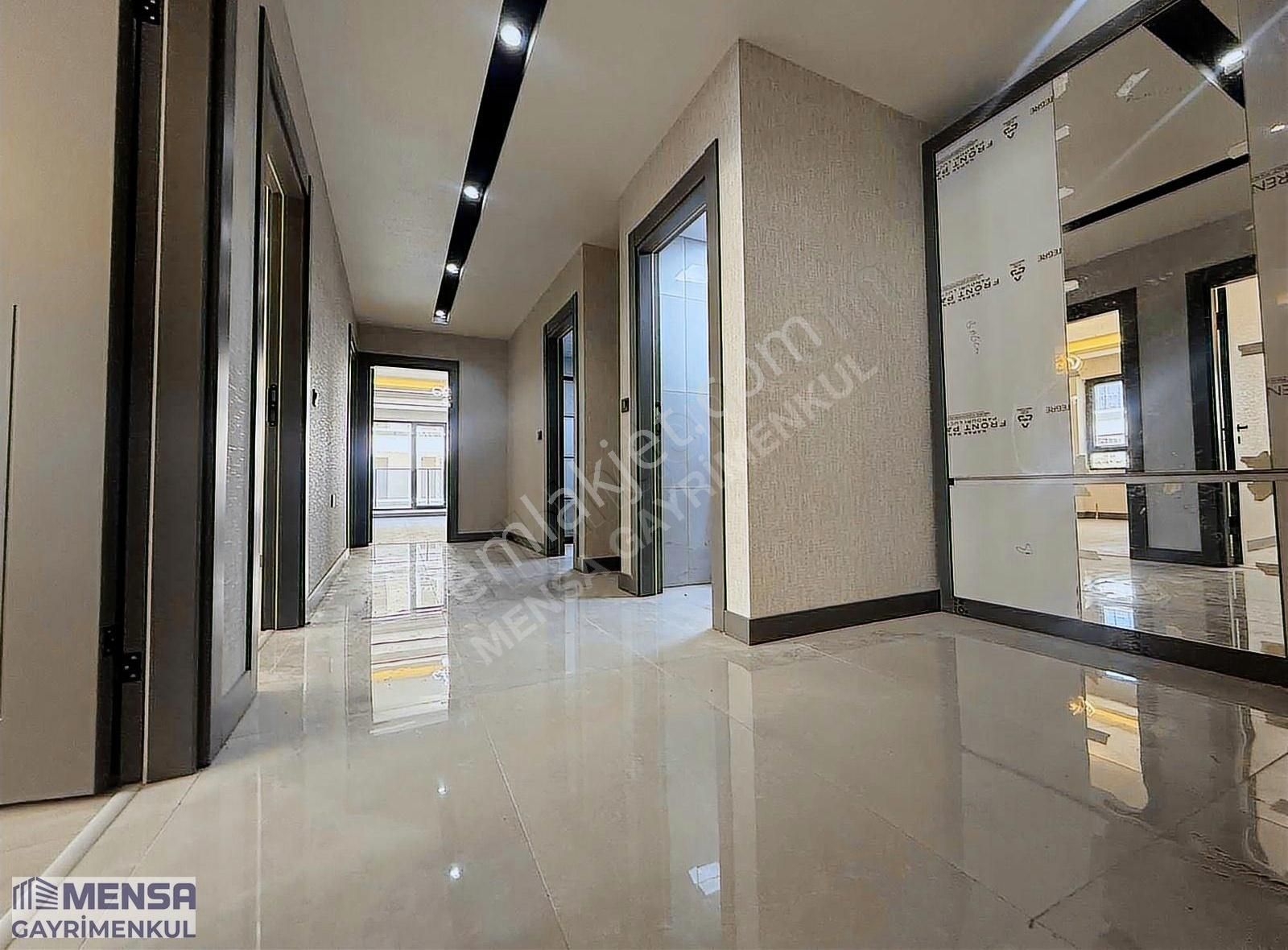 Mensa'dan Bağlum Bulvarında Satılık Ultra Lüx Yapılı Daireler