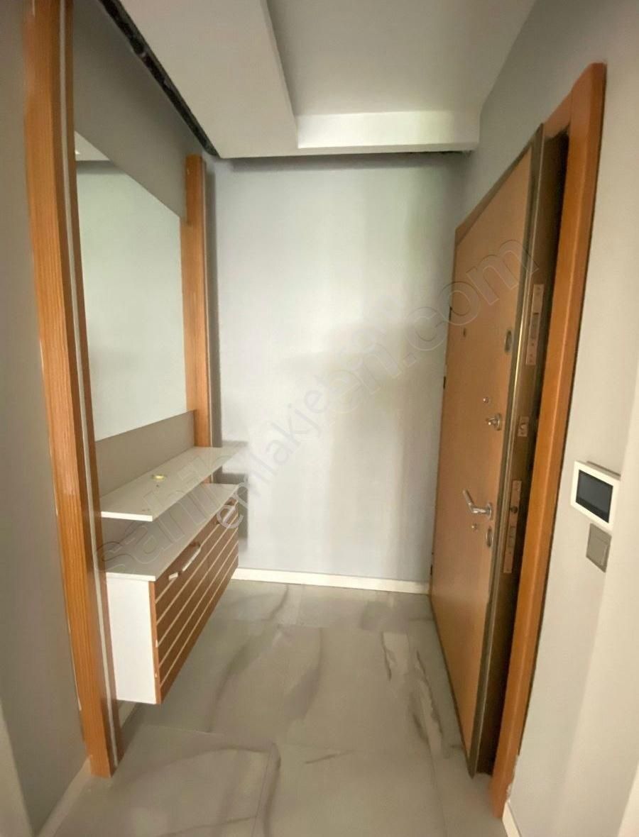 Reşatbey`de 2+1 Çift Banyo Yeni Bina Kaçmaz