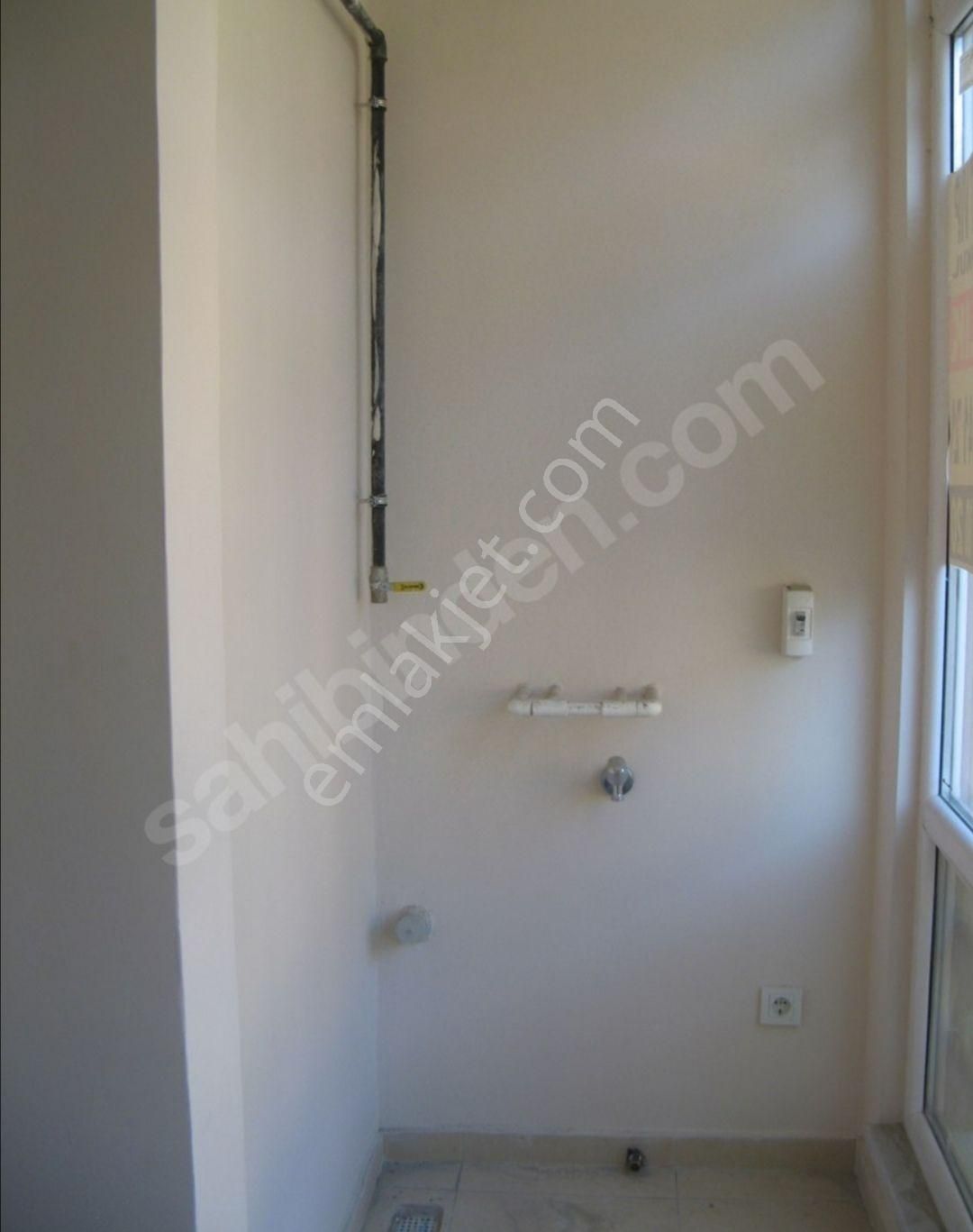 Ümraniye Site Mahallesi Site İçi Kiralık Daire Ev Cadde Okul Yürüme Mesafesi Metro Yürüme Mesafesi - Görsel 6