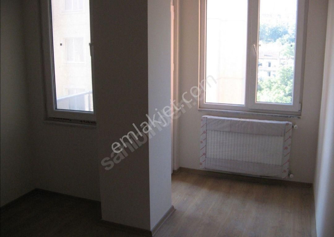 Ümraniye Site Mahallesi Site İçi Kiralık Daire Ev Cadde Okul Yürüme Mesafesi Metro Yürüme Mesafesi - Görsel 10