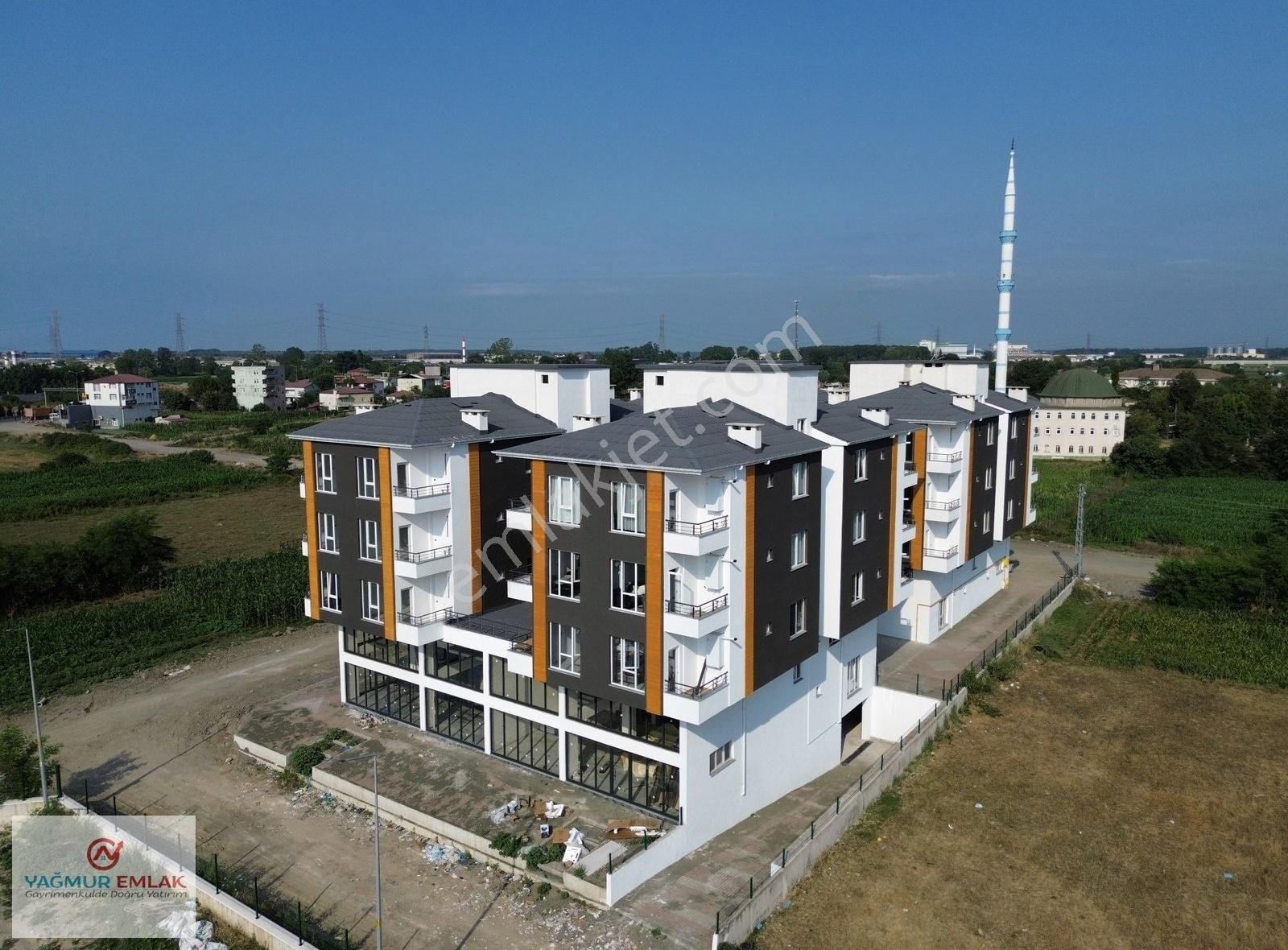 Yağmur Emlak'tan Hastaneye Çok Yakın 1+1 Fırsat Lüks Daire