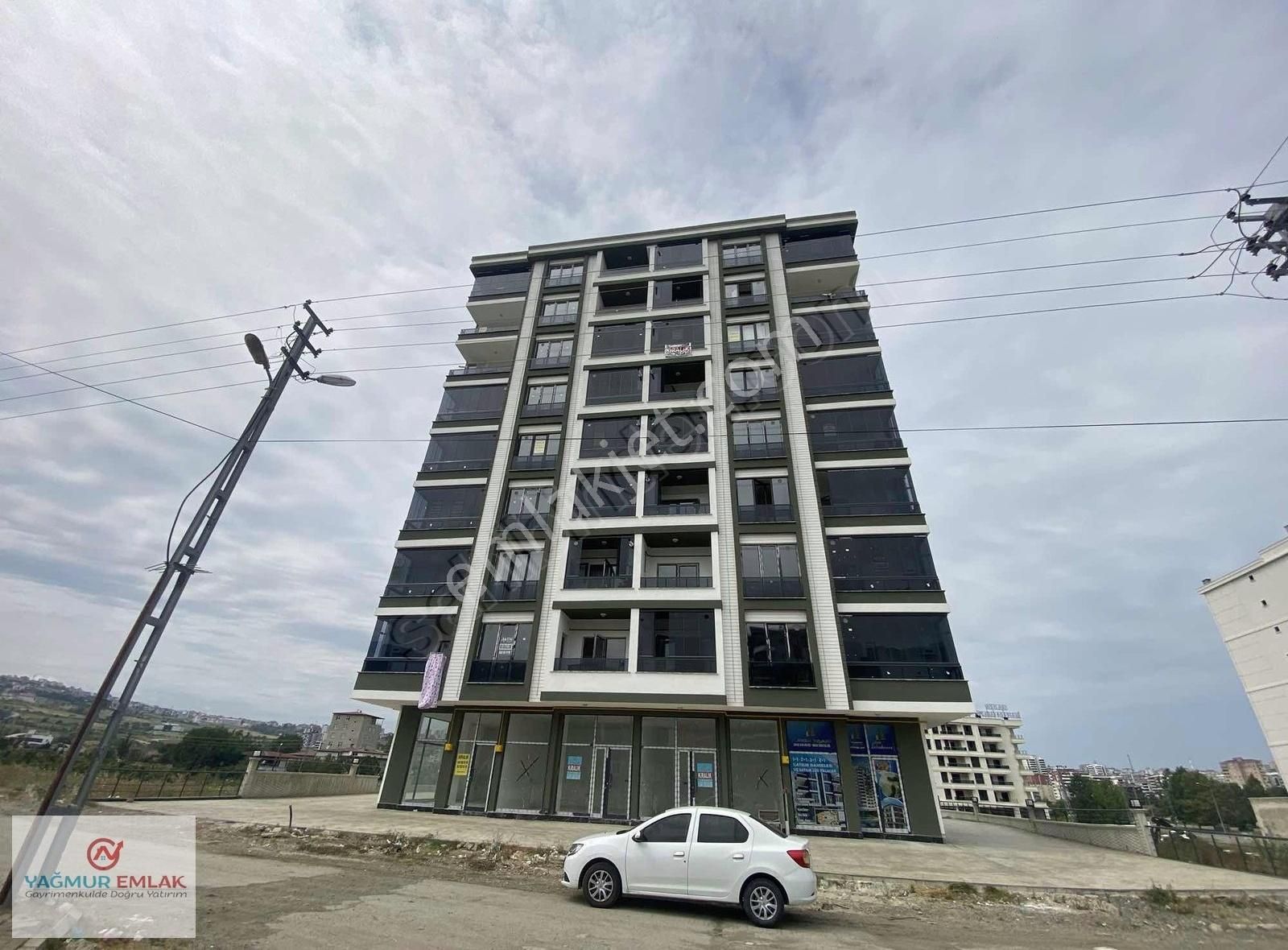 Yağmur Emlak'tan Şehir Hastanesine Çok Yakın 1+1 Lüks Daire