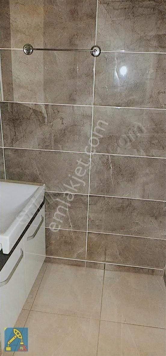 Toroslar Mithattoroğlu Mah 3+1 150m2 Her Kat Tek Daire Kiralık - Görsel 9