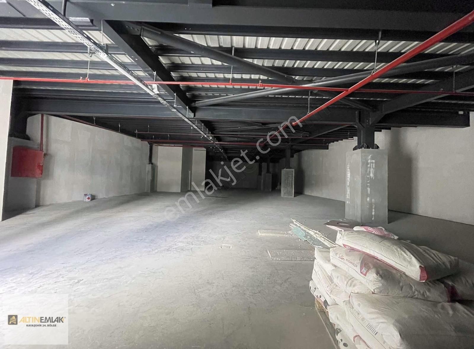 Başakşehir Ziya Gökalp Te Tır Yanaşabilir Kiralık İşyeri - Görsel 10