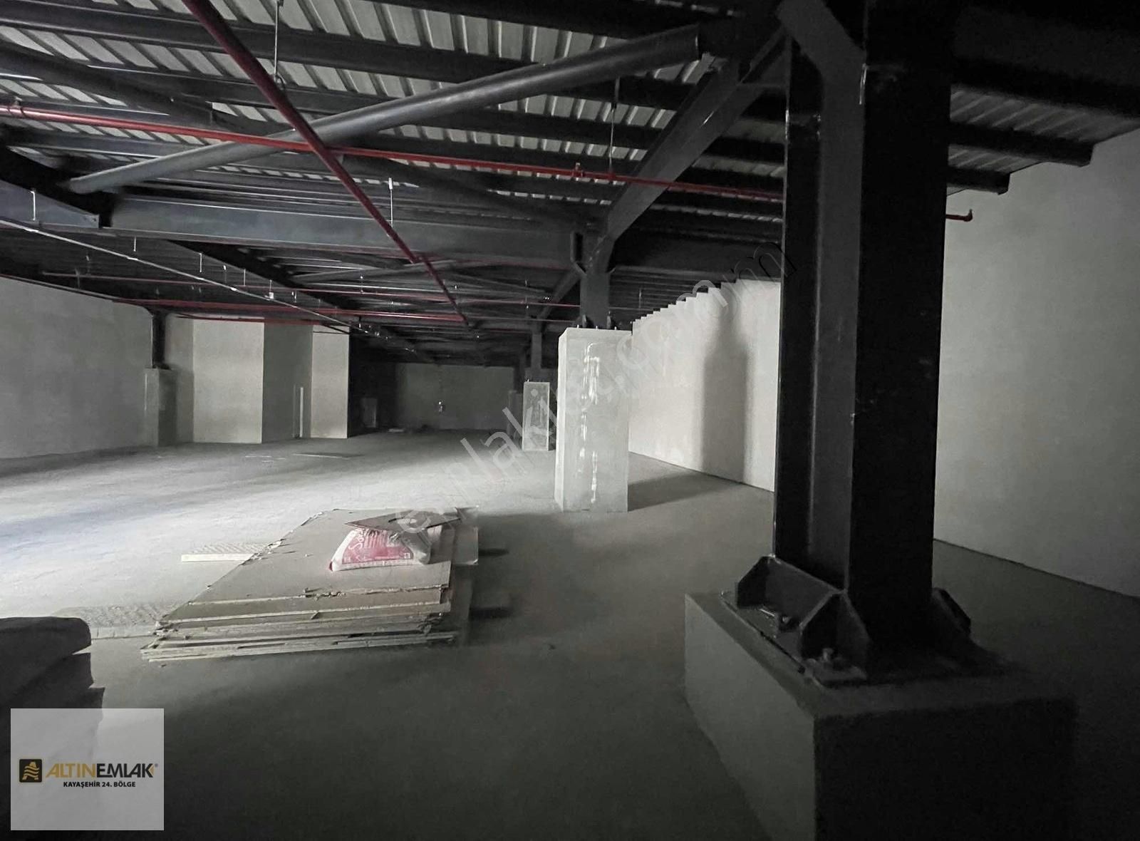 Başakşehir Ziya Gökalp Te Tır Yanaşabilir Kiralık İşyeri - Görsel 16