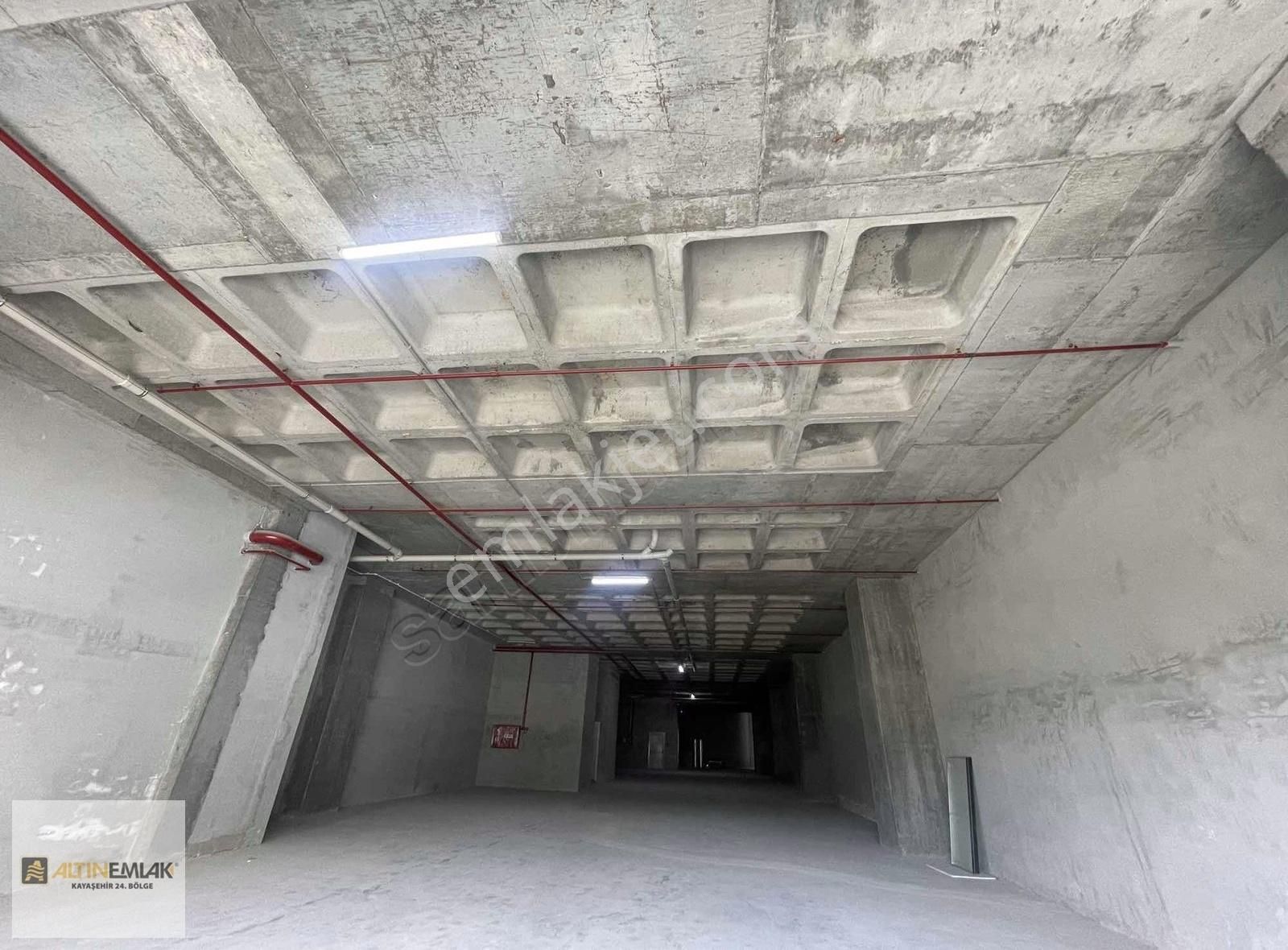 Başakşehir Ziya Gökalp Te Tır Yanaşabilir Kiralık İşyeri - Görsel 18