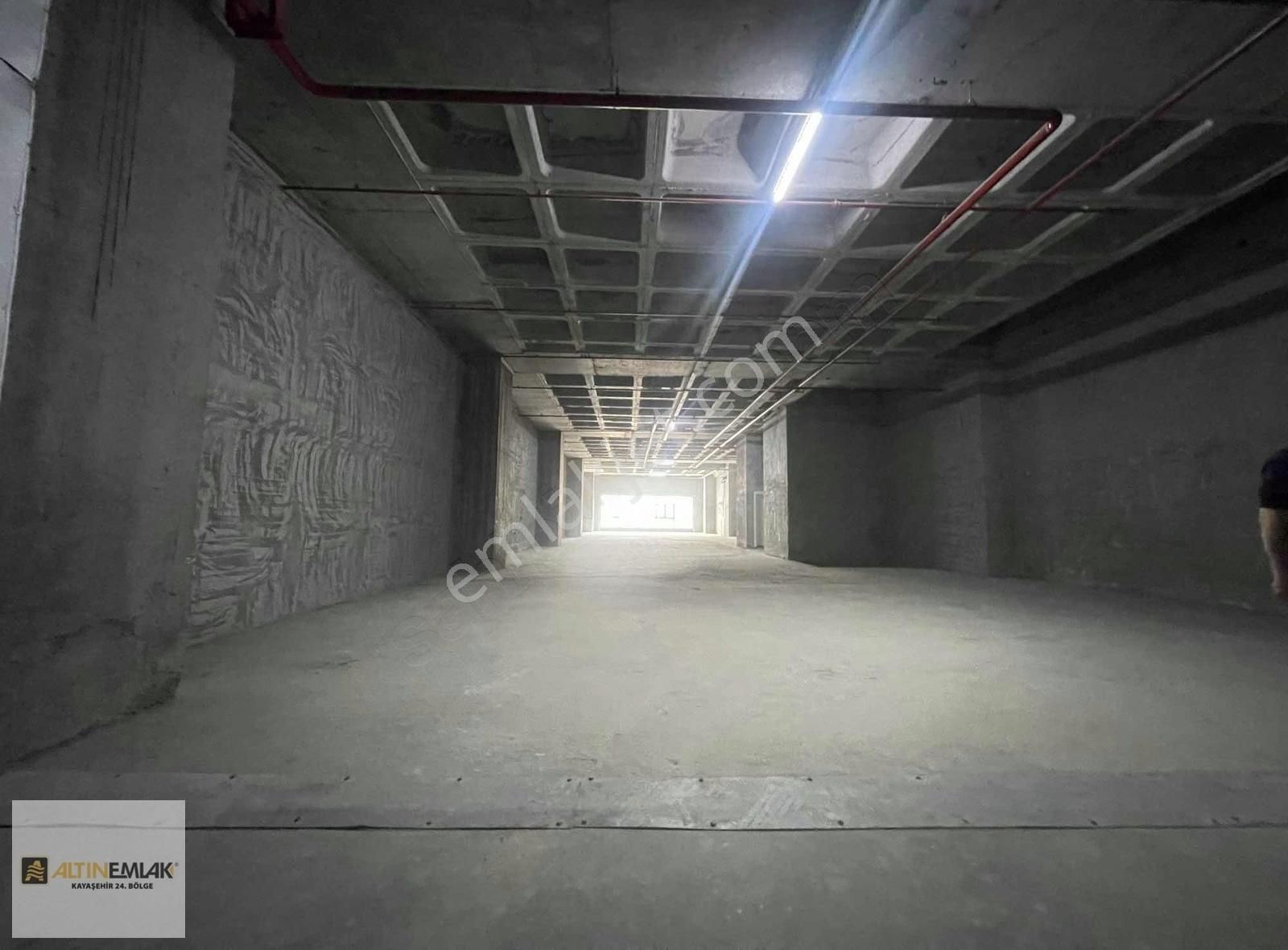 Başakşehir Ziya Gökalp Te Tır Yanaşabilir Kiralık İşyeri - Görsel 23