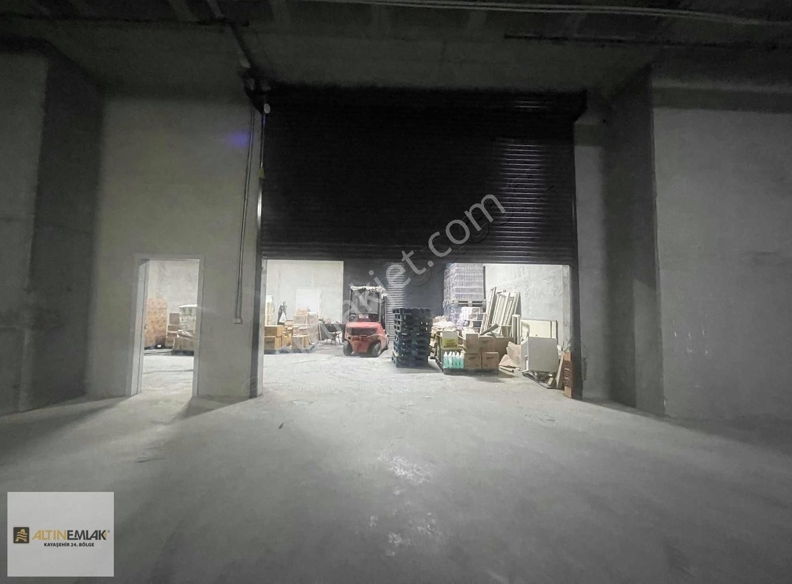 İkitelli De Tır Yanaşır Kiralık İmalat Veya Depo İşyeri - Görsel 8