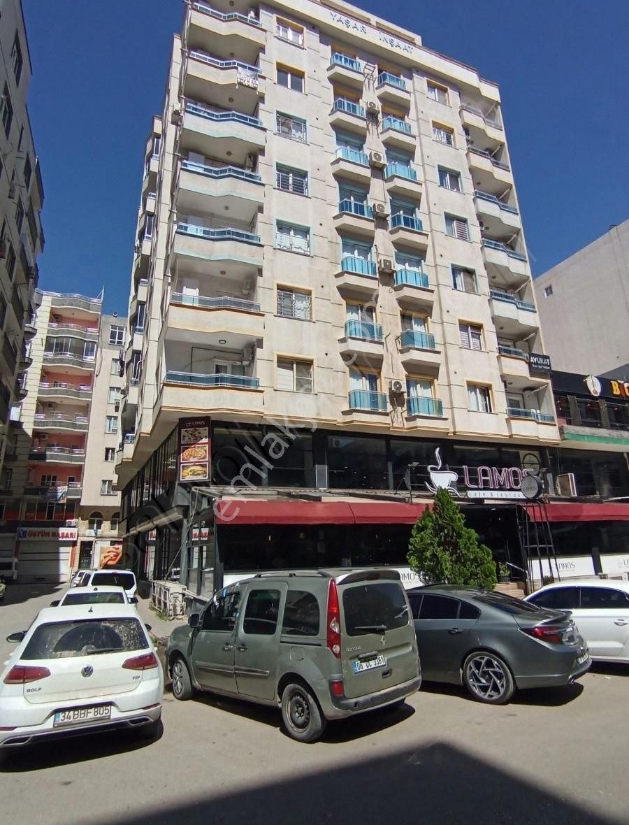 Kiralik Luks 3+1 Eski Hastane Caddesinde