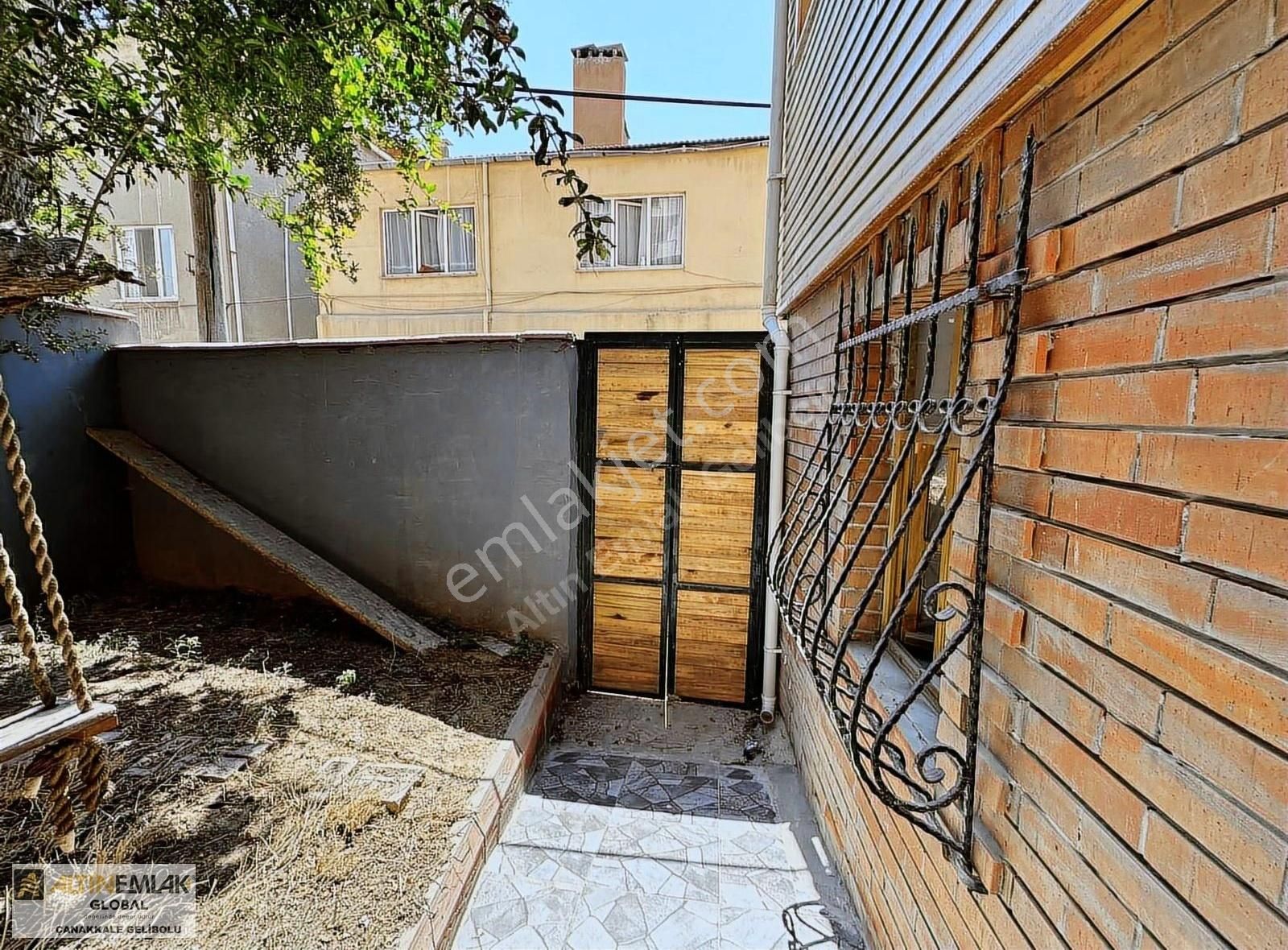 Altın Emlaktan Çarşı Merkezde Satılık Tarih Kokulu Konak - Görsel 16