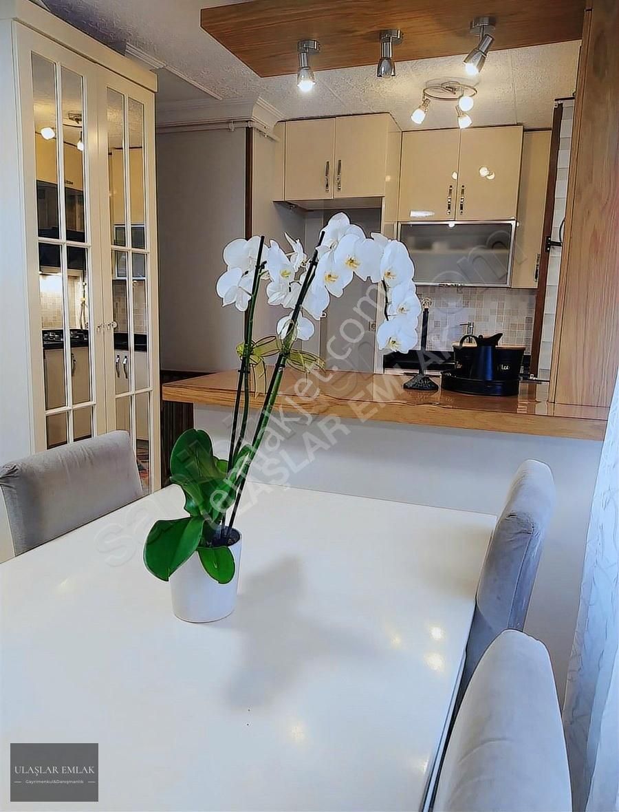 Üsküdar Kısıklı Mh. 2+1 95 M2 Full Eşyalı Kiralık Ters Dublex