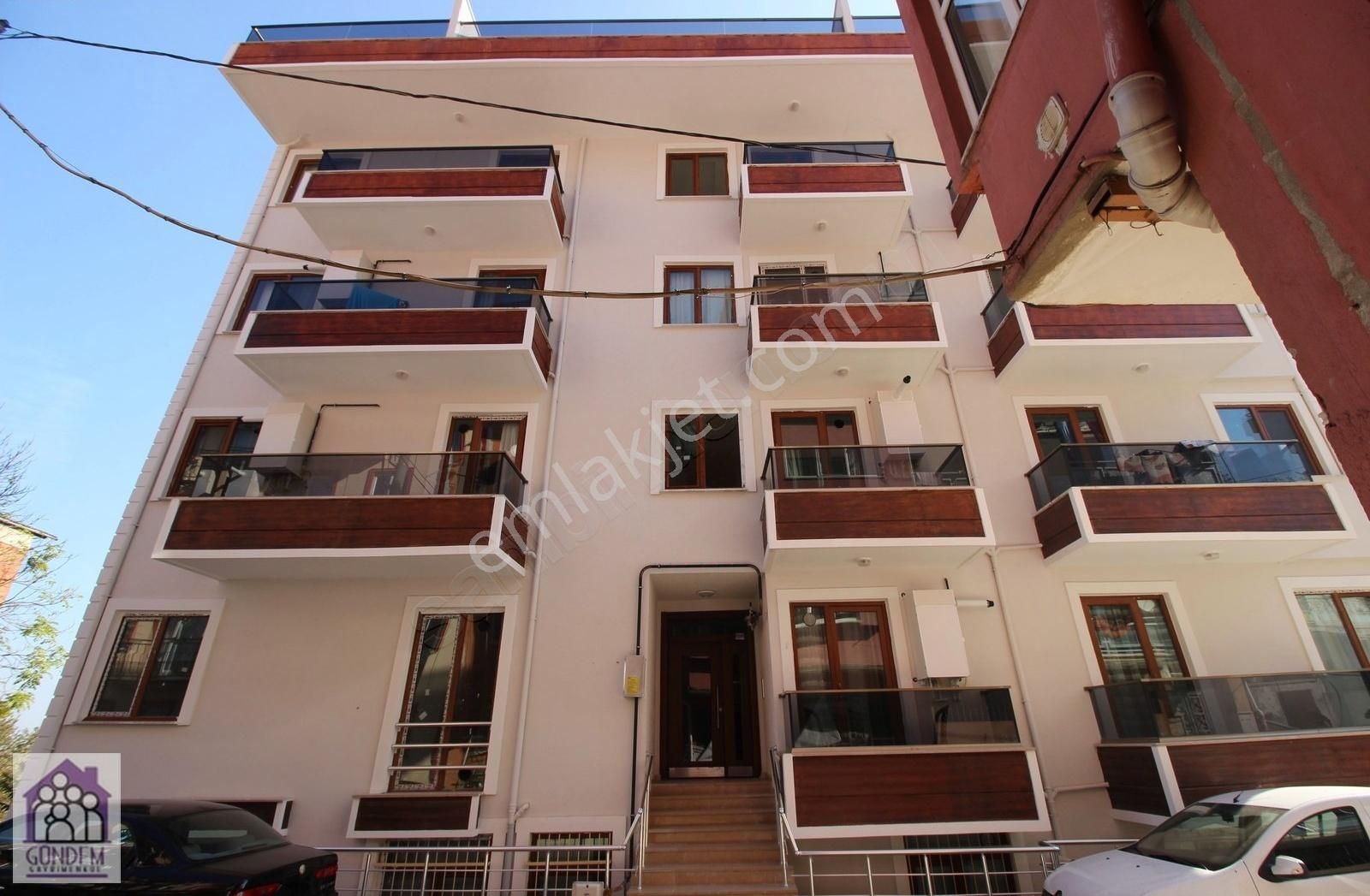 Gündem Gayrimenkul'den Çarşı Merkez'de 1+1 Kiralık Daire