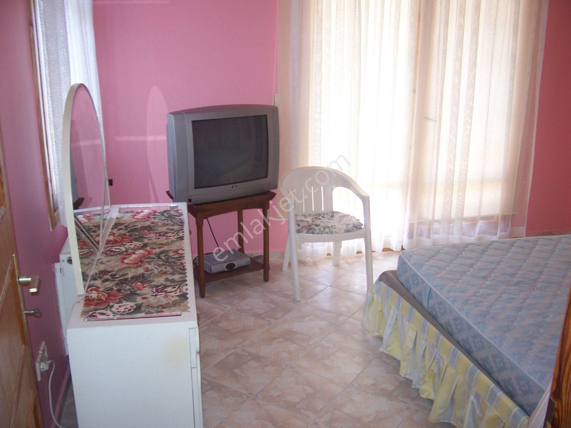 Altınoluk Yüzme Havuzlu Sitede Satılık Tripleks Villa 4+1,165m2. - Görsel 19