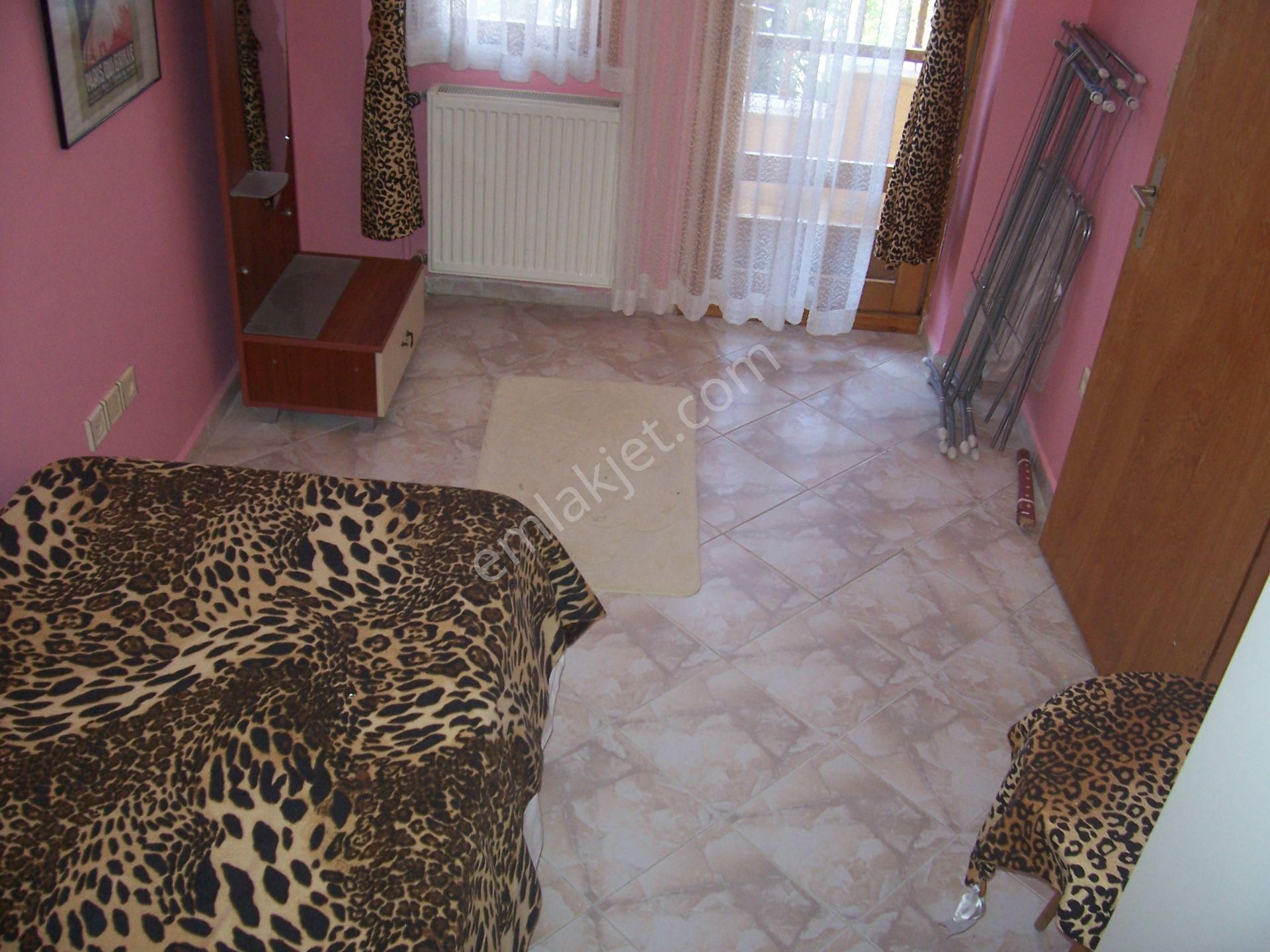 Altınoluk Yüzme Havuzlu Sitede Satılık Tripleks Villa 4+1,165m2. - Görsel 22