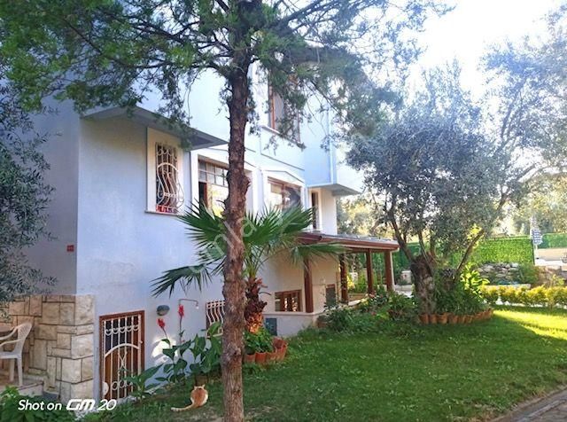 Altınoluk Yüzme Havuzlu Sitede Satılık Tripleks Villa 4+1,165m2. - Görsel 2