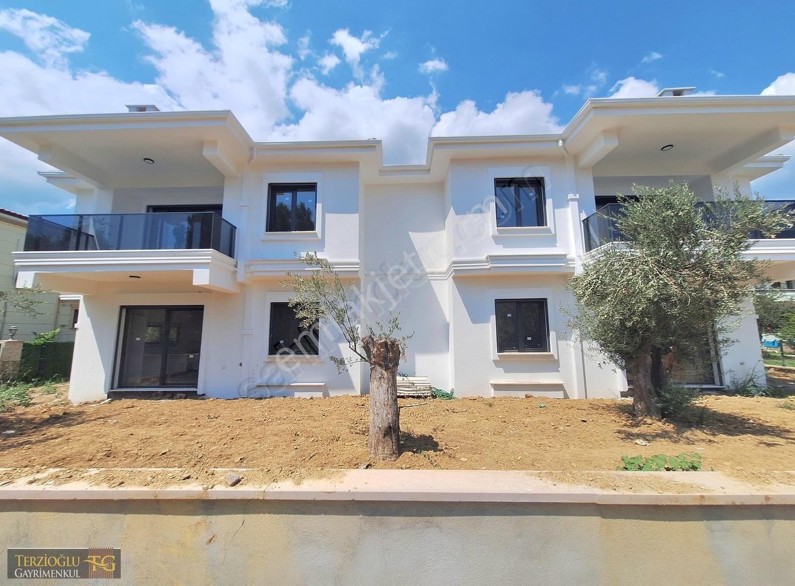 Terzioğlu'ndan Küçukkuyu Da Butik Sitede Sıfır 2+1 Lüx Daire