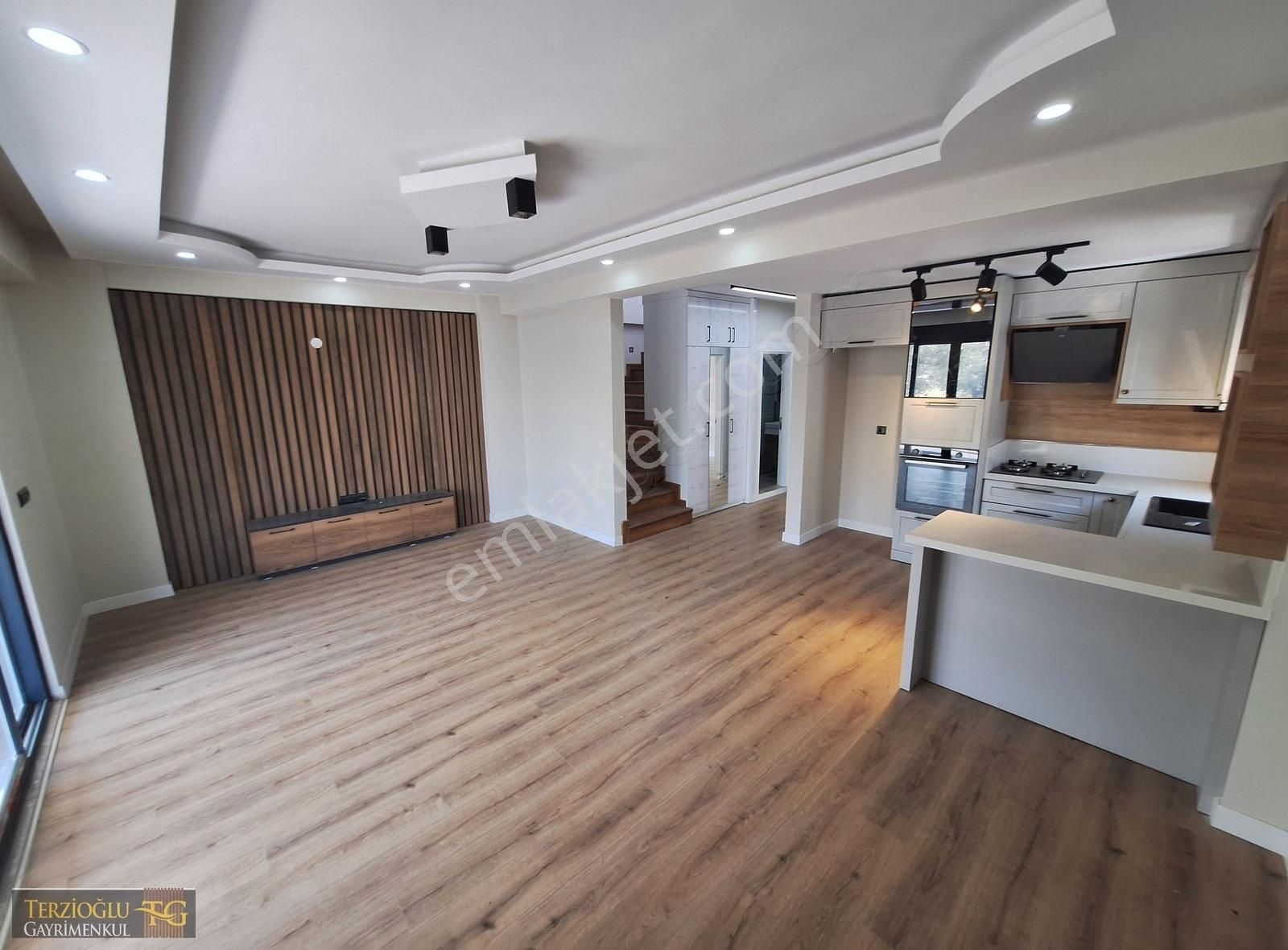 Terzioğlu'ndan Küçukkuyu Da 300 M2 Arsa İçinde Deluxe Villa - Görsel 4