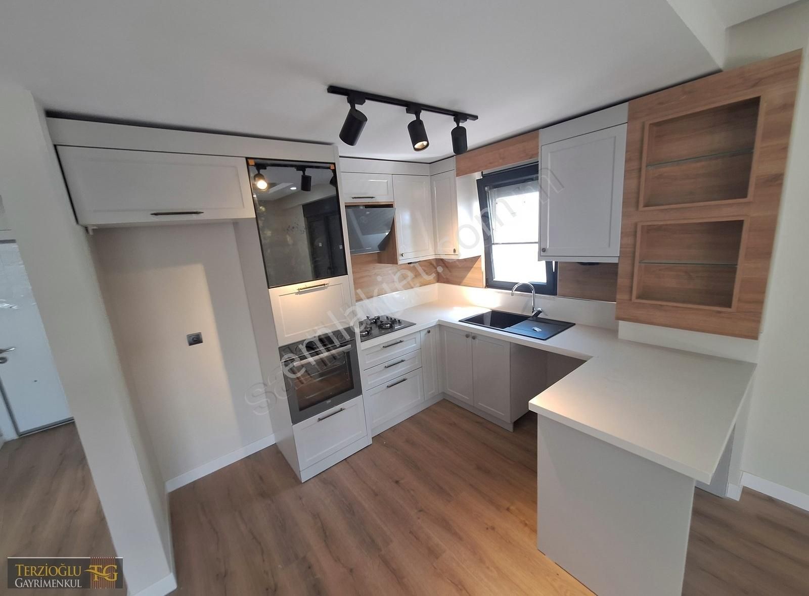 Terzioğlu'ndan Küçukkuyu Da 300 M2 Arsa İçinde Deluxe Villa - Görsel 25