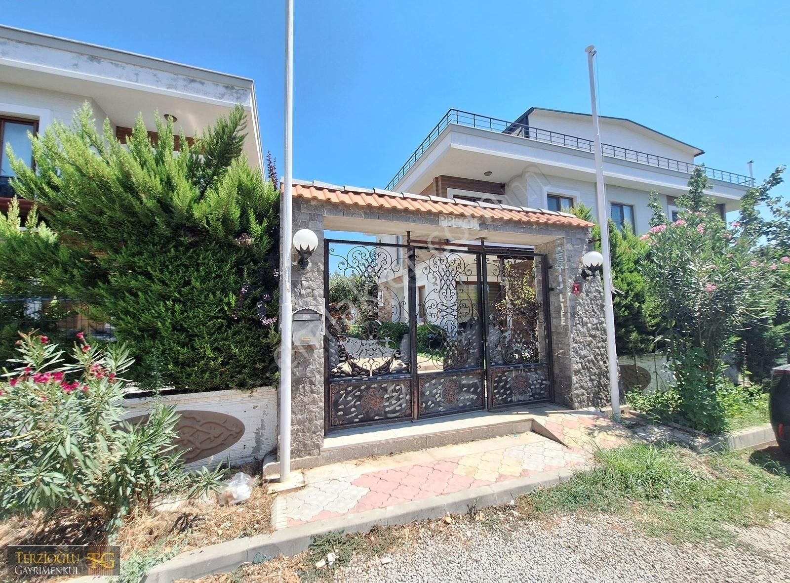 Terzioğlu'ndan Güre De Denize 350 Mt Havuzlu Sitede Deluxe Villa - Görsel 12