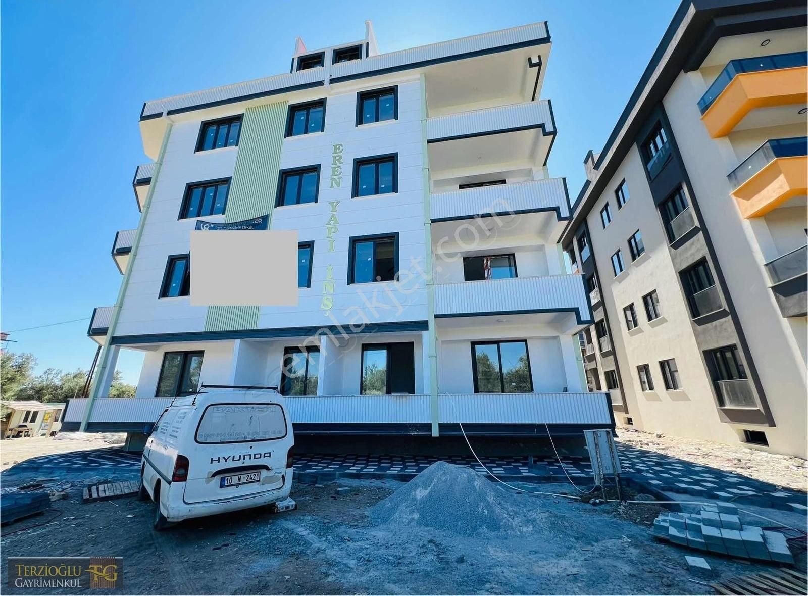 Terzioglu'ndan Kadıköyde Satılık 2+1 Daire