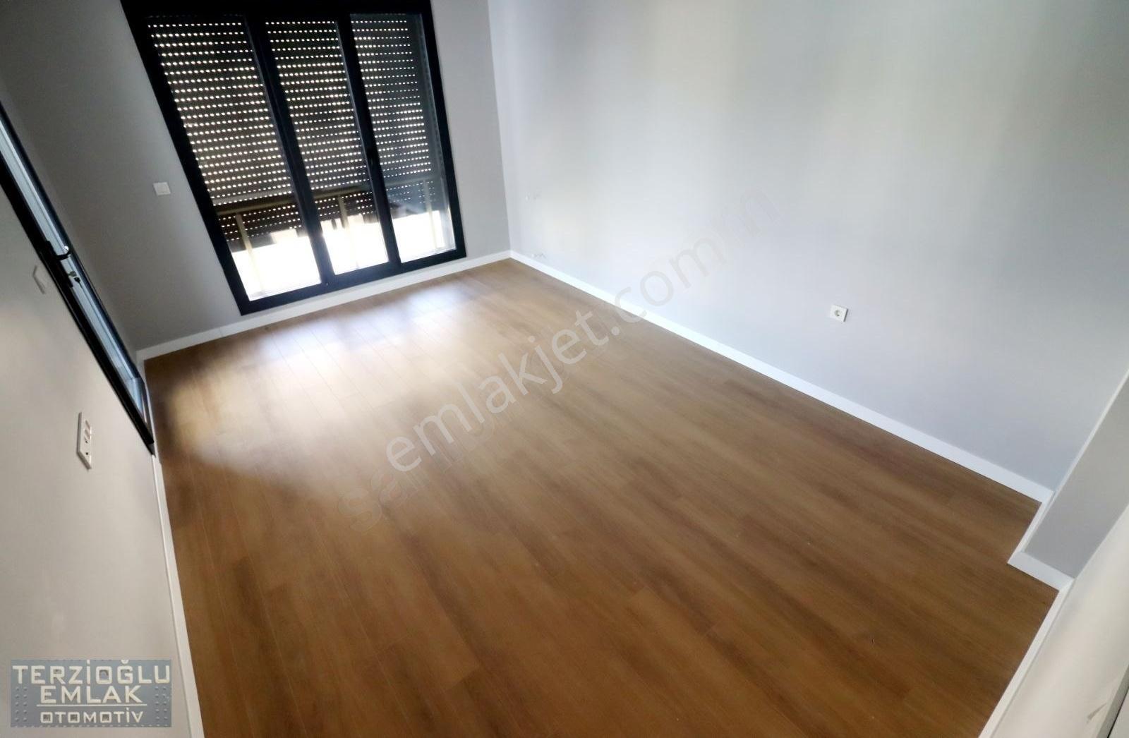 Terzioğlu'ndan Altınoluk Güre Arası Site İçi Deluxe 2+1 Daire - Görsel 12