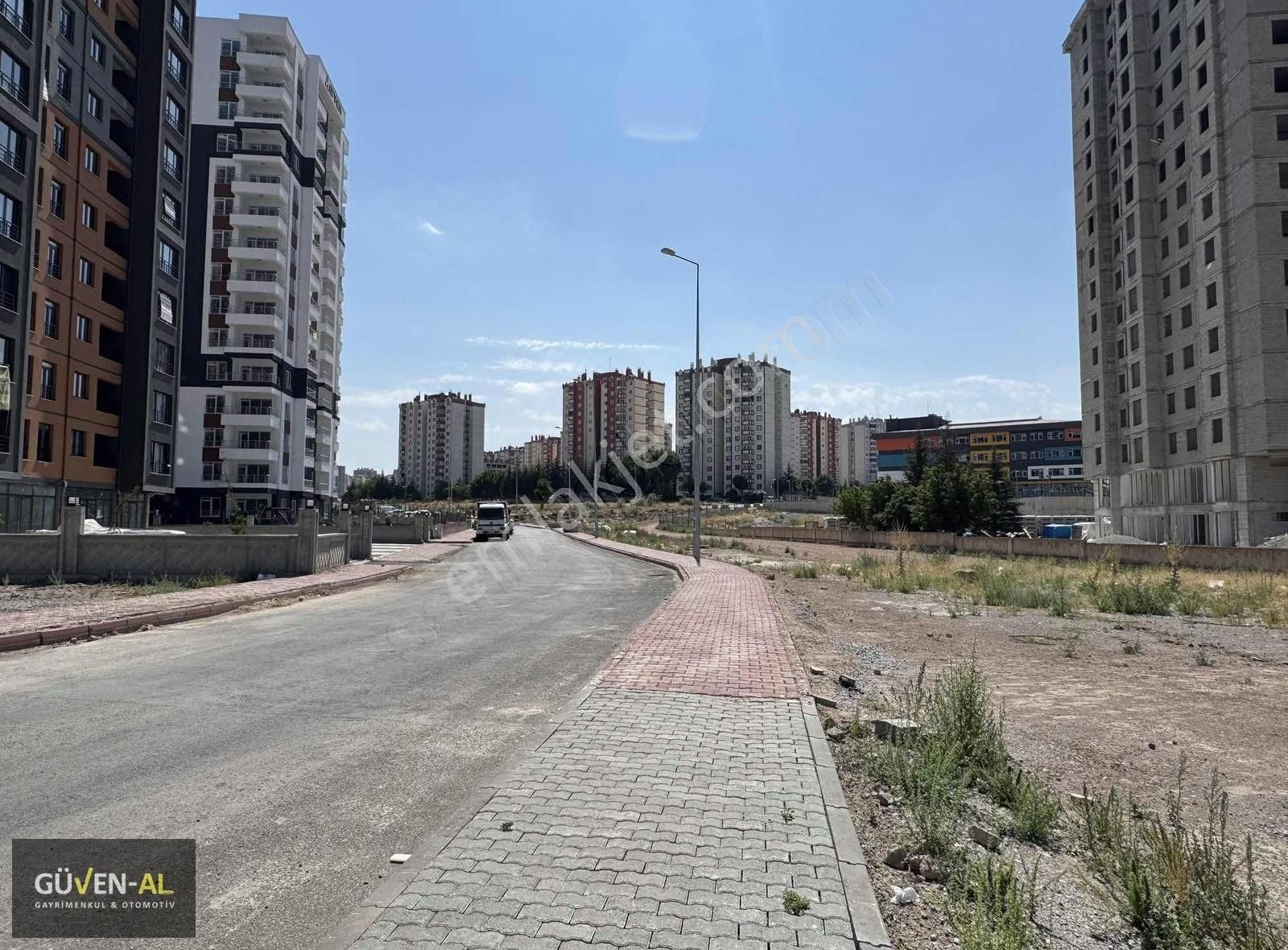 Beyazşehir Alcan Kalitesi - 2.5+1 - Bağımsız Mutfak - Lüks Daire