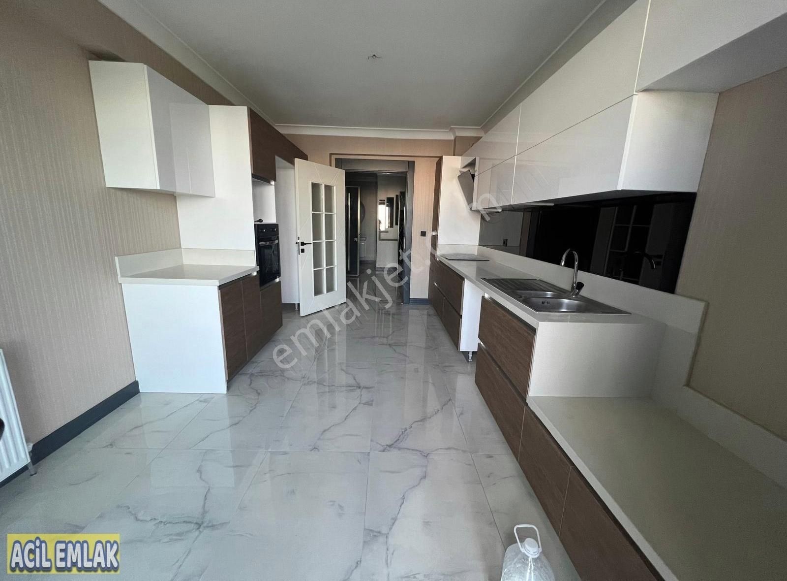 Çevre Yolu Yakını 4+1 Giyinme Odalı Ultra Lüks Yapılı Site Daire - Görsel 9