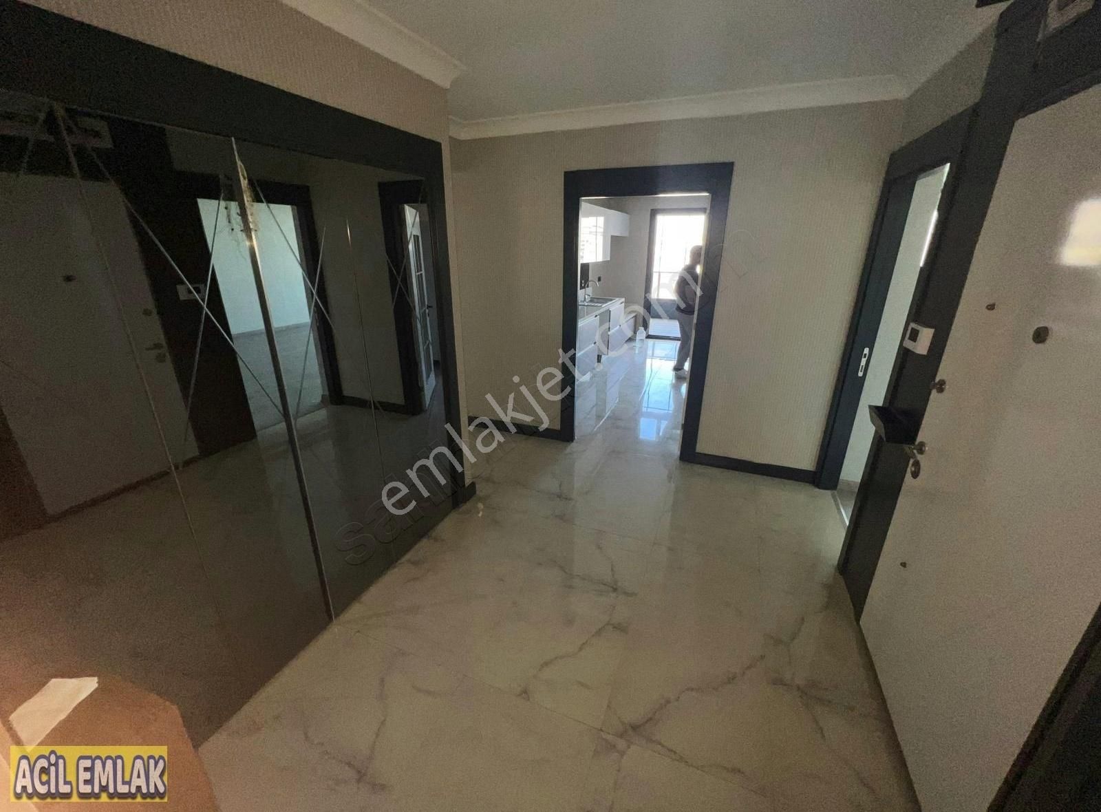 Çevre Yolu Yakını 4+1 Giyinme Odalı Ultra Lüks Yapılı Site Daire - Görsel 24