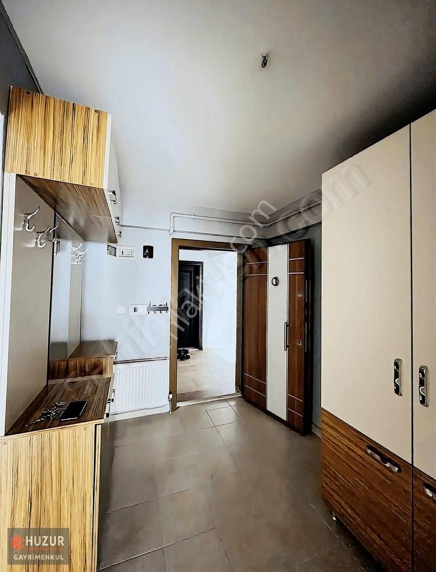 Huzurdan Esentepe Çamlıbel Caddesi Kiralık 3+1 Daire